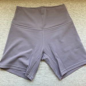 SOLD Lululemon Align Shorts 6”